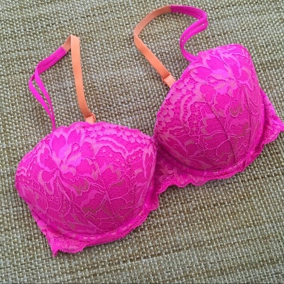 VS PINK Push-up Bra - Picture 1 of 6